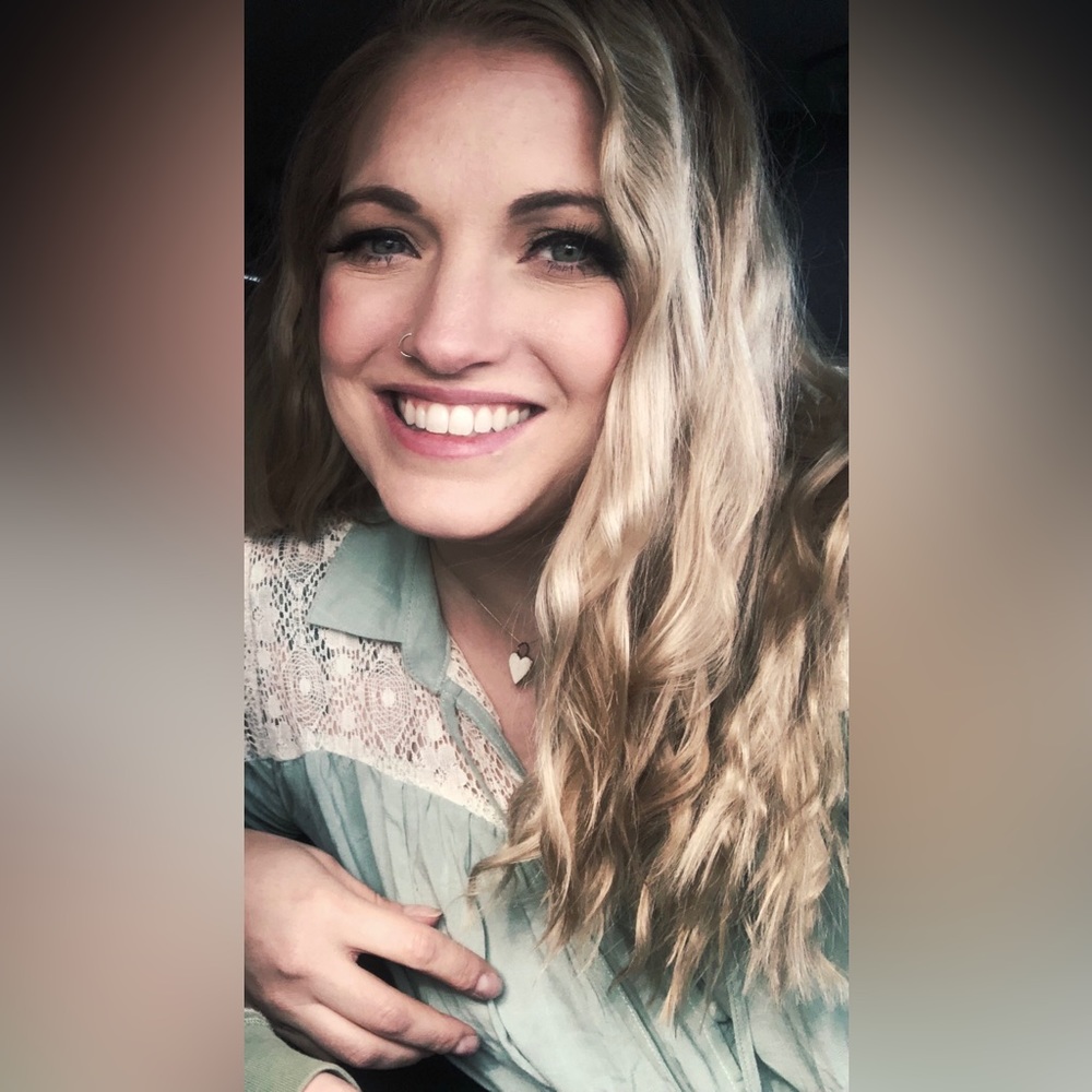 Meet your Posher, Kel!